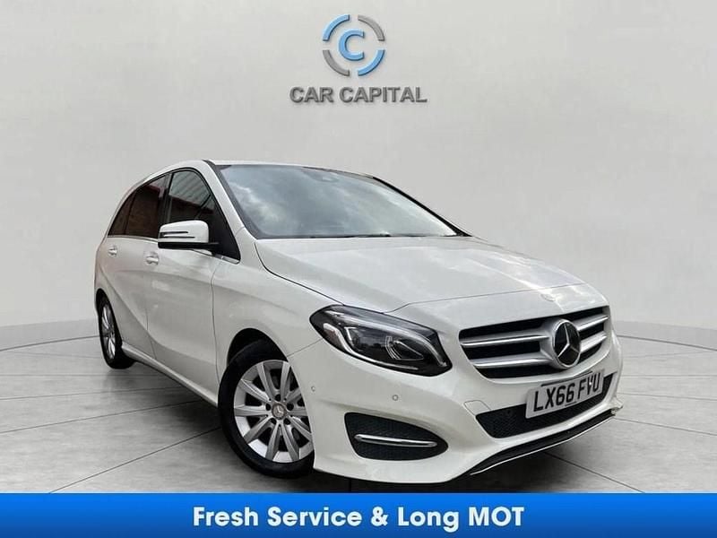 Used Mercedes B180 122 HP (89 kW) 2016 White MPV