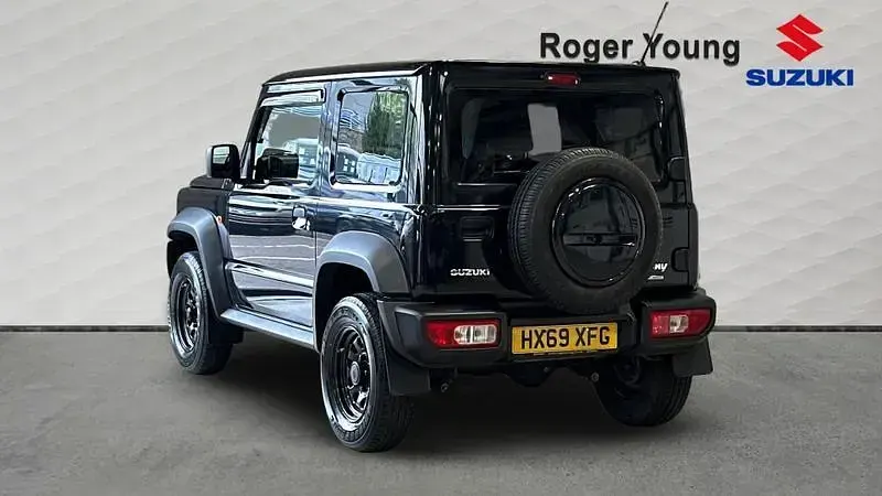 Usado Suzuki Jimny SZ4 102 CV (75 kW) 2019 Negro SUV
