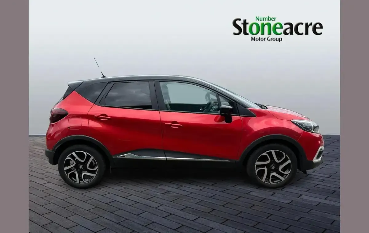 Used Renault Captur Iconic 88 HP (64 kW) 2019 Other SUV