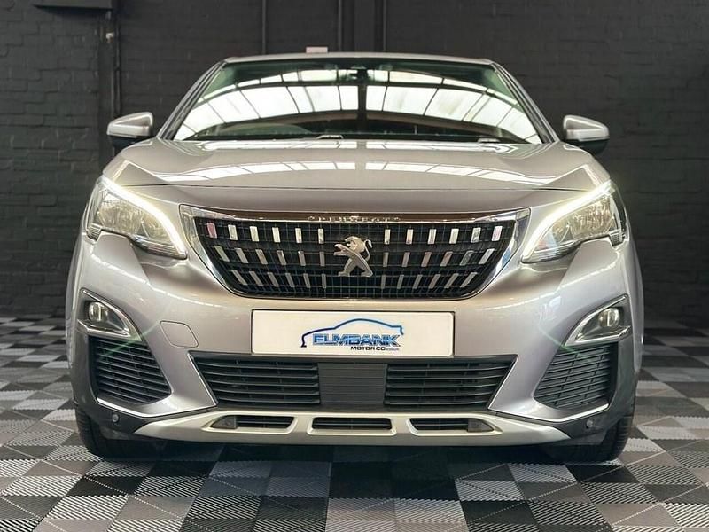 Used Peugeot 3008 Allure 120 HP (88 kW) 2018 Grey SUV