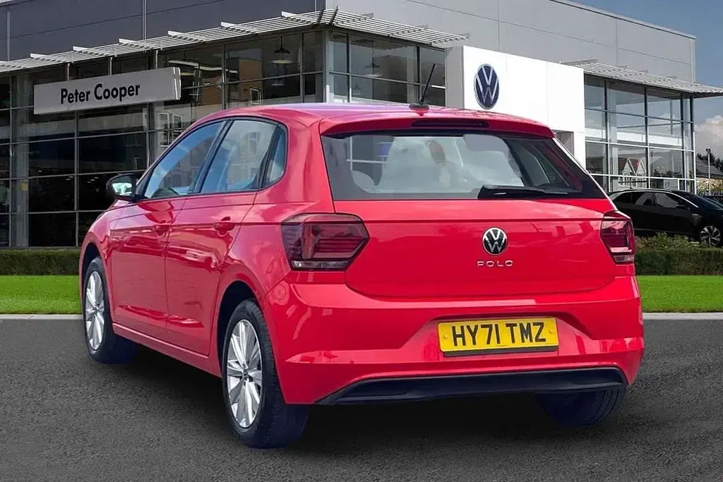 Used VW Polo SEL 110 HP (80 kW) 2021 Red Hatchback