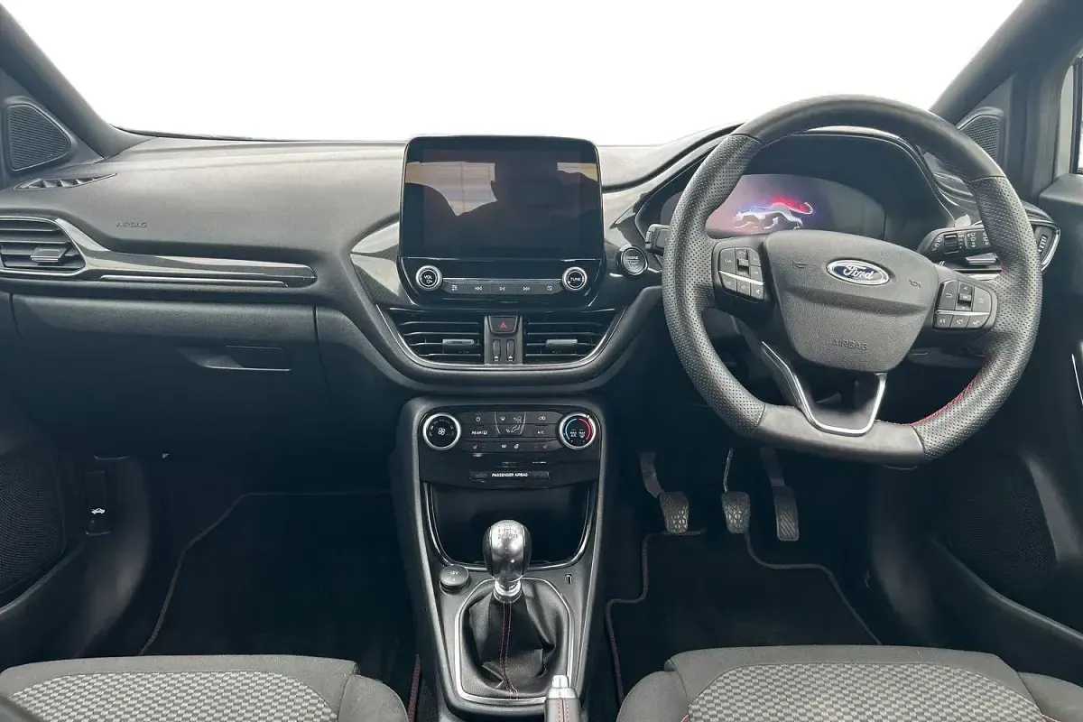 Używany Ford Puma ST-Line 125 KM (91 kW) 2023 Srebrny SUV