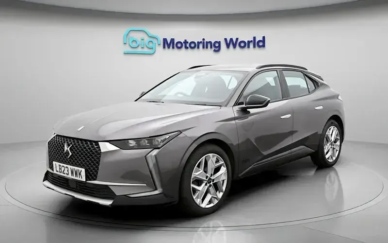 Used DS Automobiles DS4 Crossback Trocadero 131 HP (96 kW) 2023 Grey SUV