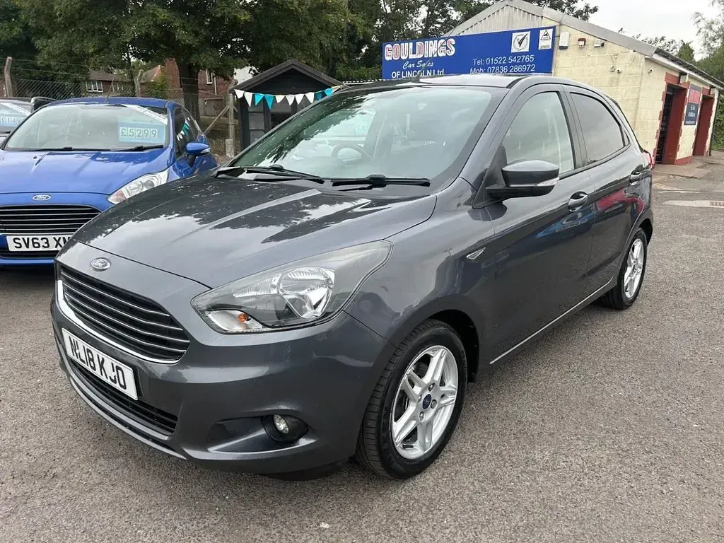 Used Ford Ka Plus Zetec 85 HP (62 kW) 2018 Grey Hatchback
