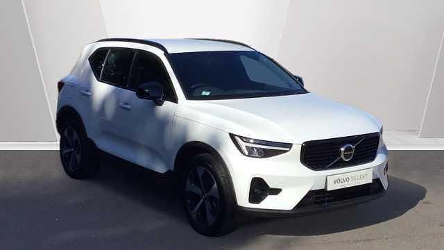 New 2026 Volvo XC40 Plus SUV | £35,000 (Super price) - Image 1/3