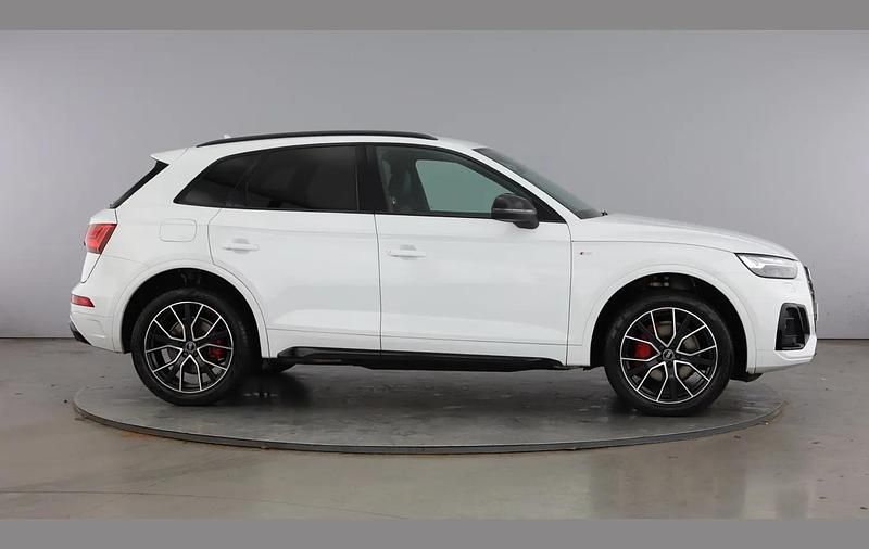 Used Audi Q5 Comfort 200 HP (147 kW) 2021 White SUV