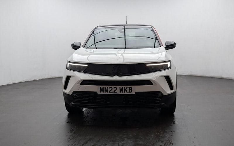 Used Vauxhall Mokka SRi 100 kW (136 HP) 2022 White SUV