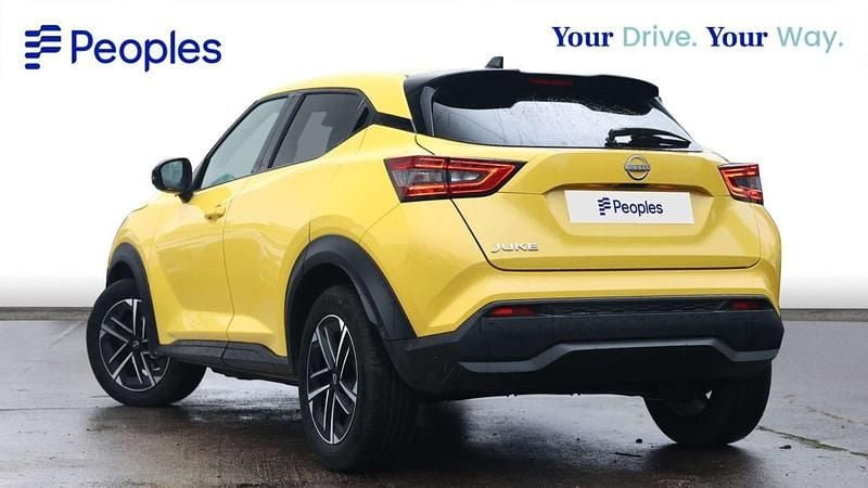 Used Nissan Juke N-Connecta 2024 Yellow SUV