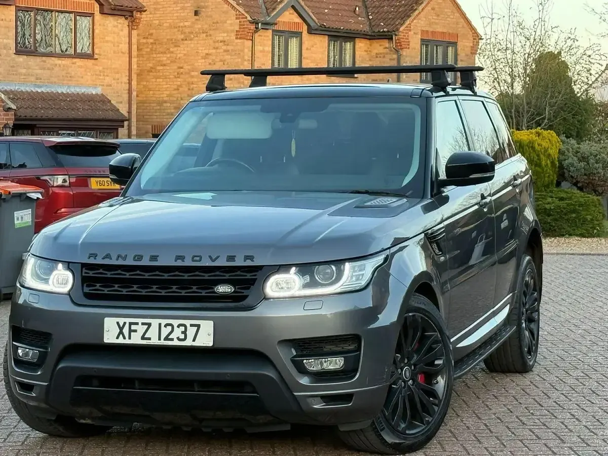 Used Land Rover Range Rover HSE Dynamic 258 HP (189 kW) 2015 Grey SUV