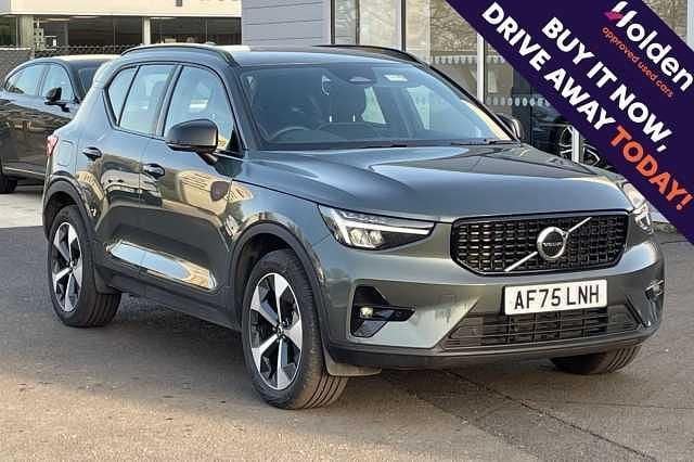 Used Volvo XC40 Plus 194 HP (142 kW) 2025 Green SUV