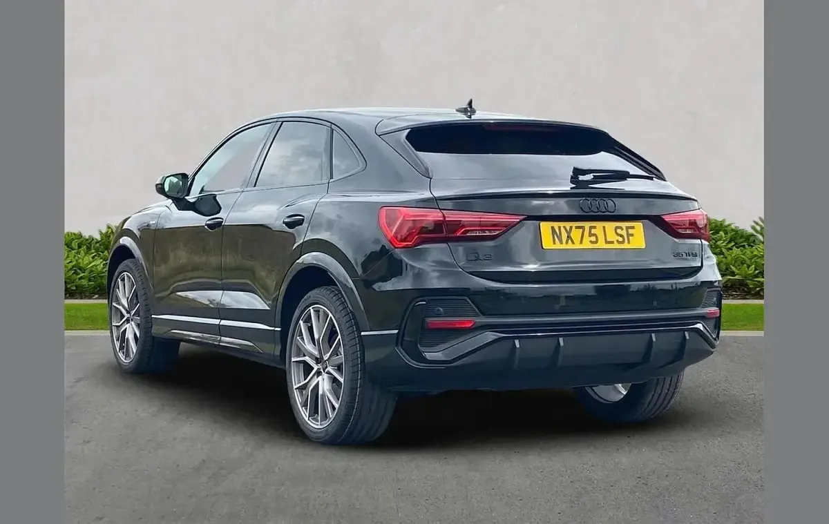 Used Audi Q3 Black Edition 147 HP (108 kW) 2025 Black SUV