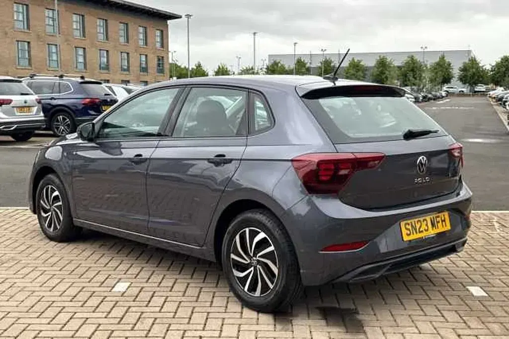Used VW Polo Life 95 HP (69 kW) 2023 Grey Hatchback