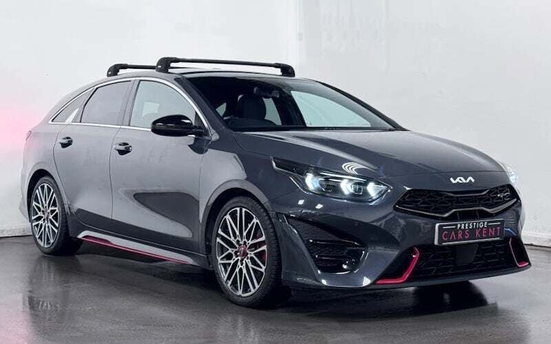 Used 2020 Kia ProCeed Hatchback | £20,198 (Fair price) - Image 1/4