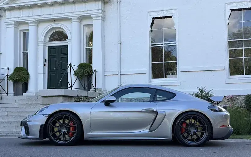 Used Porsche 718 Cayman 420 HP (308 kW) 2022 Coupe