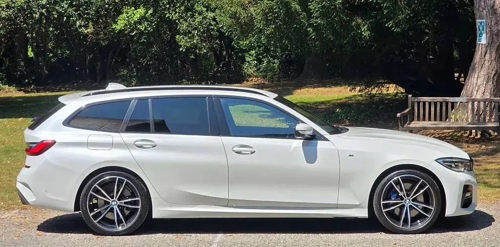Used BMW 318 M Sport 2020 White Estate