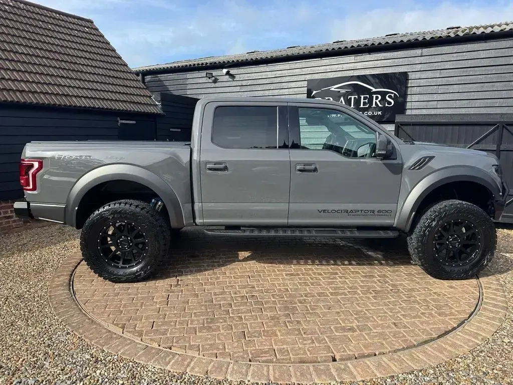 Used Ford F-150 Raptor 2017 Grey Pickup