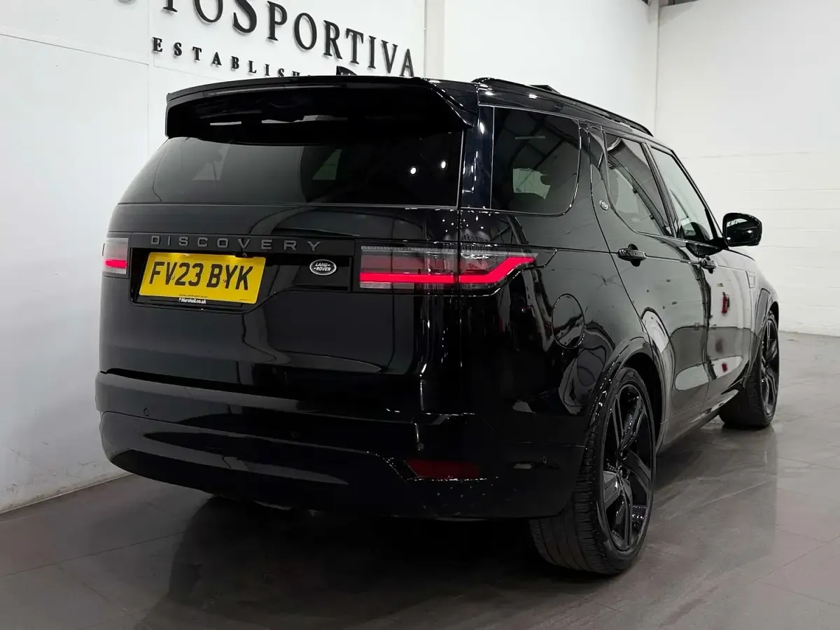 Used Land Rover Discovery HSE Dynamic 2023 Black SUV