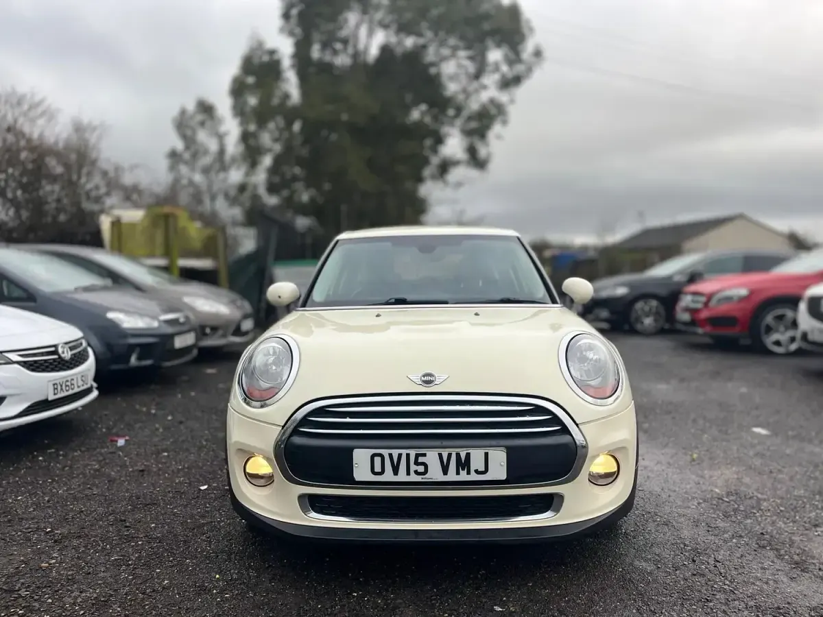 Used Mini ONE Hatch 2015 White Hatchback