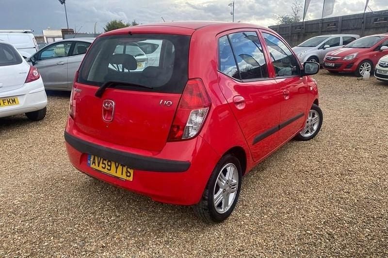 Red Used 2009 Hyundai i10 Comfort Hatchback | £1,999 (Fair price) - Image 1/1