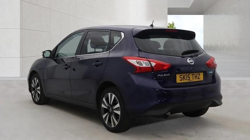 Used Nissan Pulsar Tekna 110 HP (80 kW) 2015 Blue Hatchback