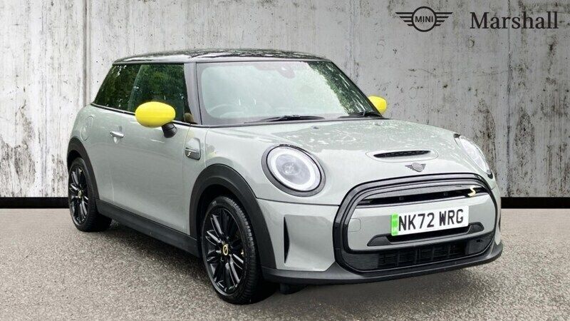 Moonwalk grey Used 2022 Mini Cooper S Level 2 Hatchback | £11,639 (Fair price) - Image 1/4