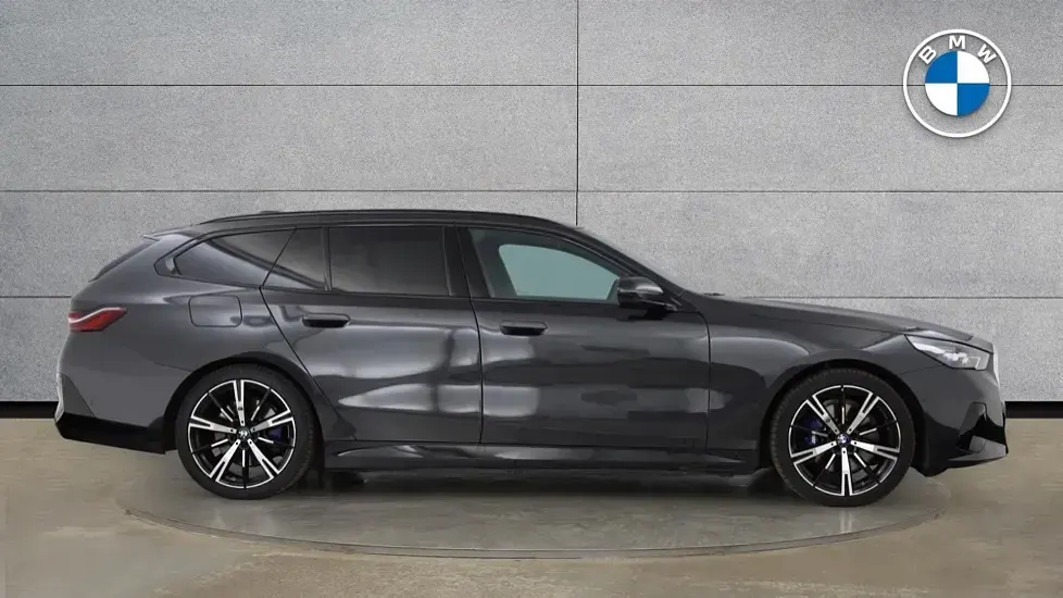 Used BMW 530e M Sport 295 HP (216 kW) 2025 Grey Estate