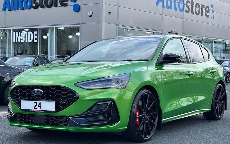 Used Ford Focus ST 280 HP (205 kW) 2024 Hatchback