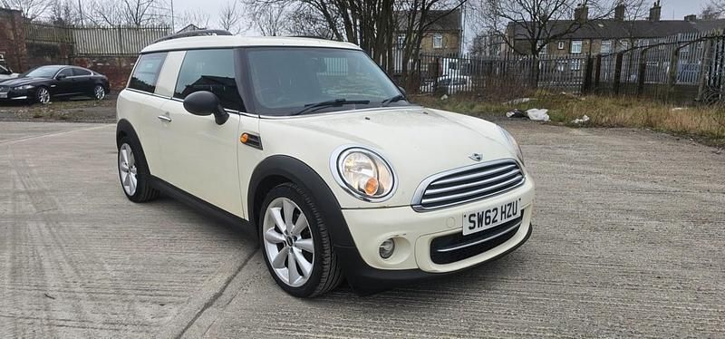 Used Mini Cooper D 2012 White Hatchback