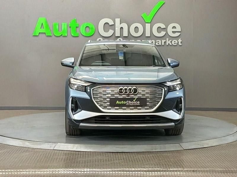 Begagnad Audi Q4 e-tron S-Line 150 kW (204 HK) 2021 Blå SUV