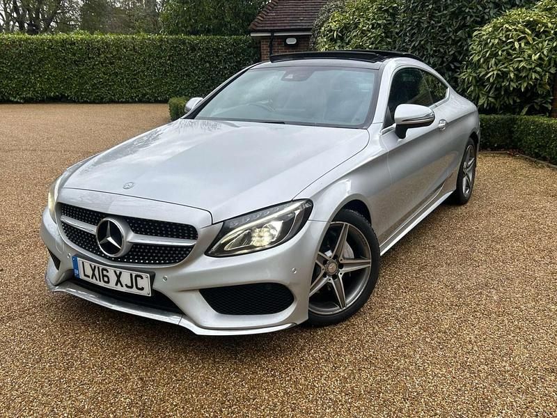 Used Mercedes C220 AMG Line Premium Plus 170 HP (125 kW) 2016 Silver Coupe