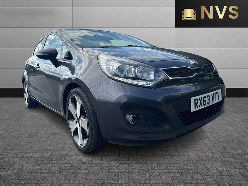 Used Kia Rio 107 HP (78 kW) 2013 Grey Hatchback