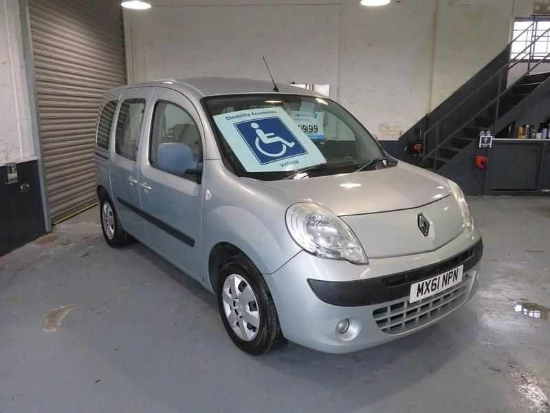 Used Renault Kangoo Expression 105 HP (77 kW) 2011 Grey MPV