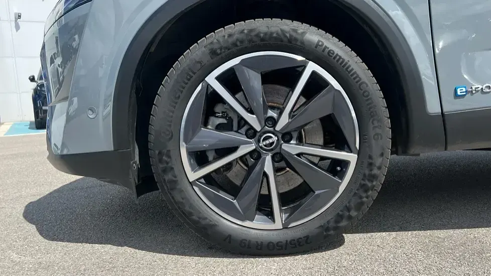 Used Nissan Qashqai Tekna 190 HP (139 kW) 2023 Grey SUV
