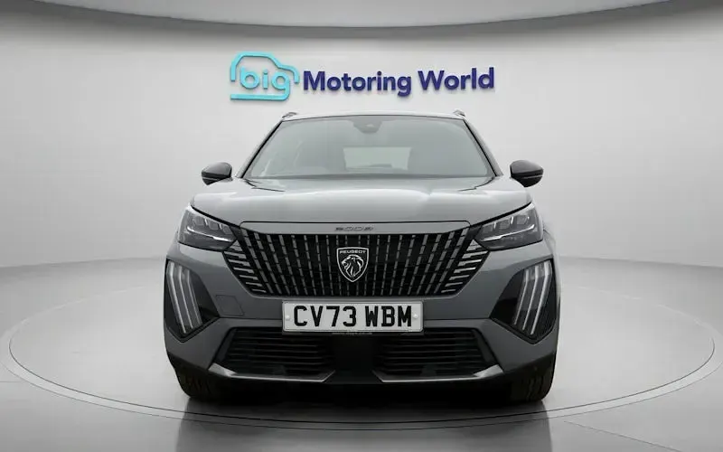 Second-hand Peugeot 2008 GT 131 CP (96 kW) 2023 SUV