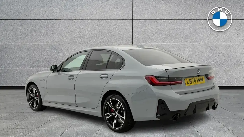 Used BMW 330 M Sport 288 HP (211 kW) 2024 Grey