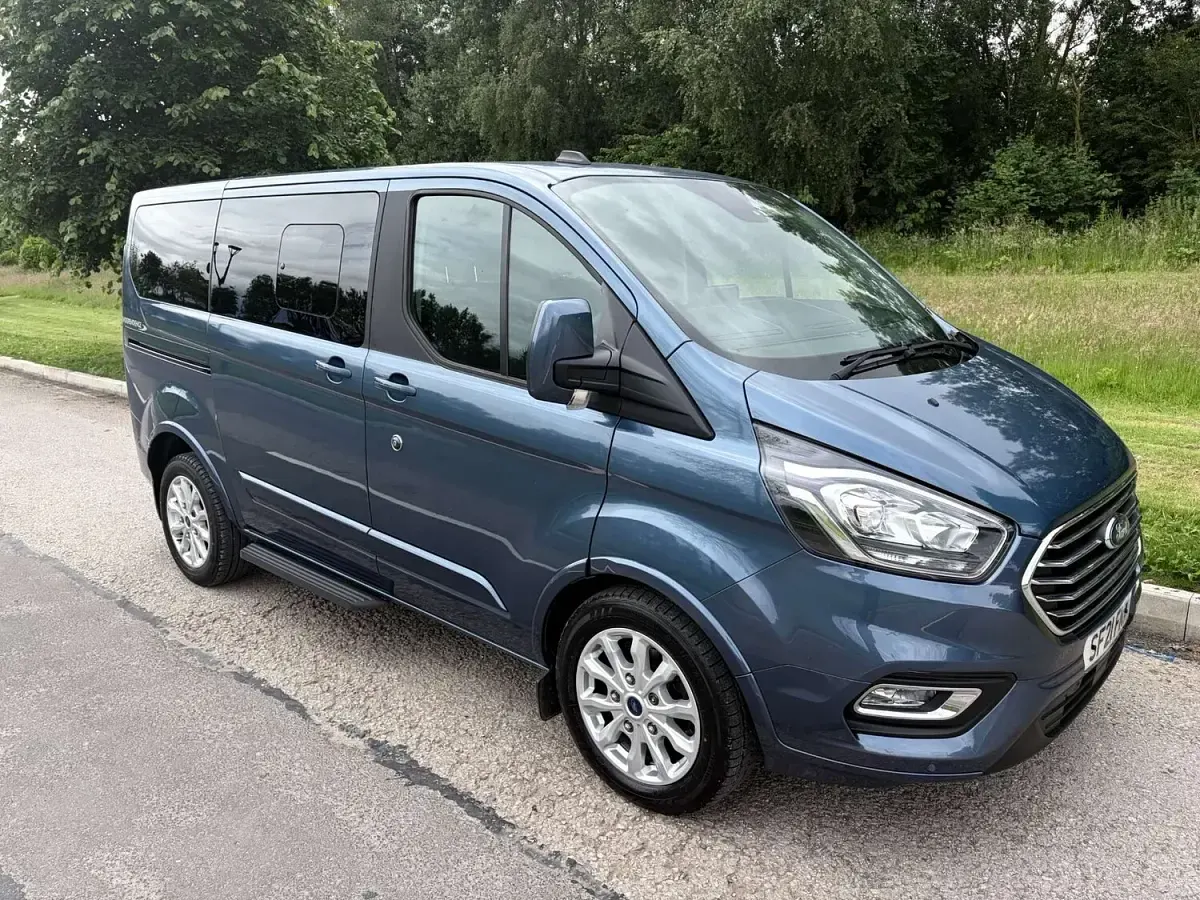 Used Ford Tourneo Titanium 2021 Blue MPV