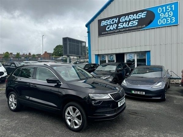 Black Used 2018 Skoda Karoq SE L SUV | £12,950 (Good price) - Image 1/1
