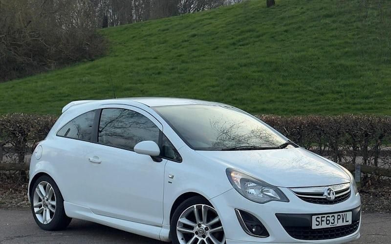 Used Vauxhall Corsa SRi 101 HP (74 kW) 2014 Hatchback