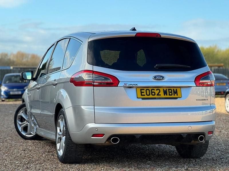 Used Ford S-MAX Titanium X 200 HP (147 kW) 2012 Silver MPV
