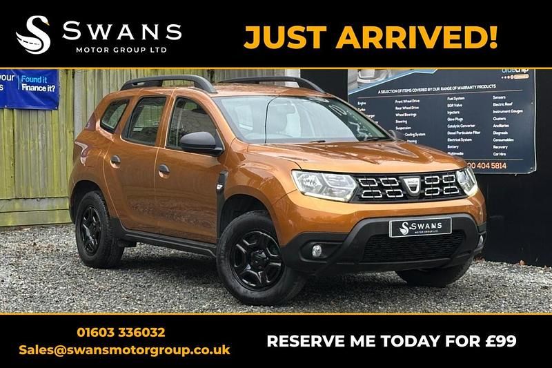 Used Dacia Duster Essentiel 115 HP (84 kW) 2019 Orange SUV