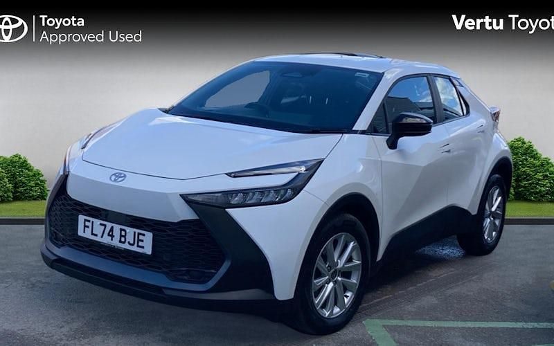 Begagnad Toyota C-HR 140 HK (102 kW) 2026 SUV
