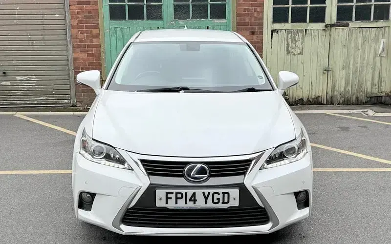 Used Lexus CT200h 136 HP (100 kW) 2017 Hatchback