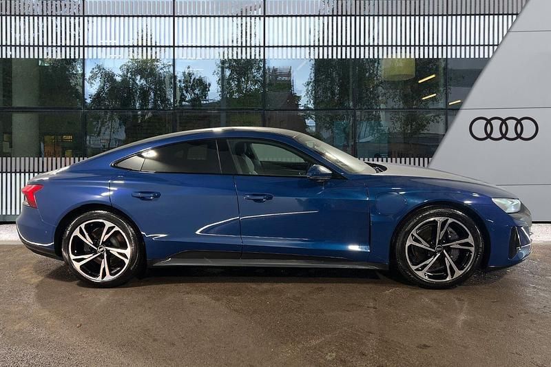 Used Audi e-tron GT quattro Advanced 389 kW (530 HP) 2023 Blue Sedan
