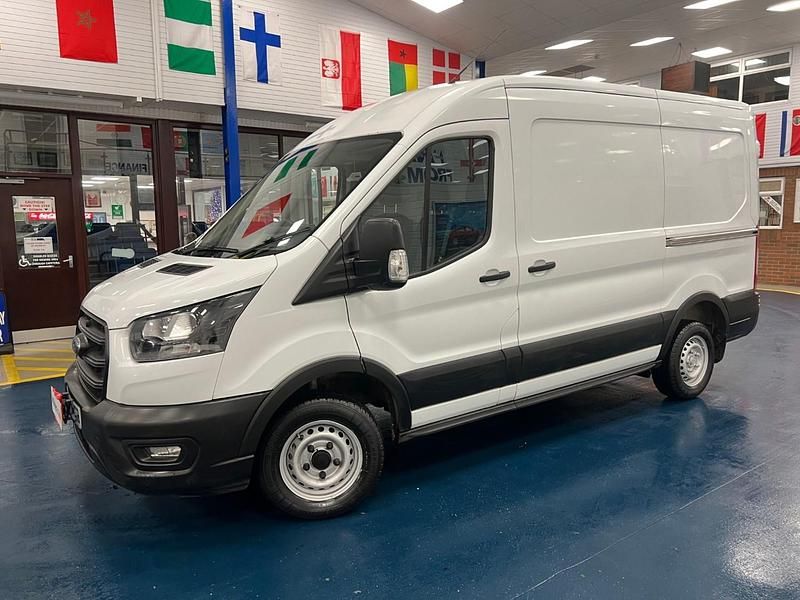 Used Ford Transit 105 HP (77 kW) 2022 White Van