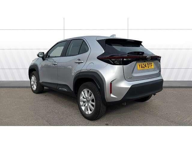 Used Toyota Yaris Cross 113 HP (83 kW) 2024 Silver SUV