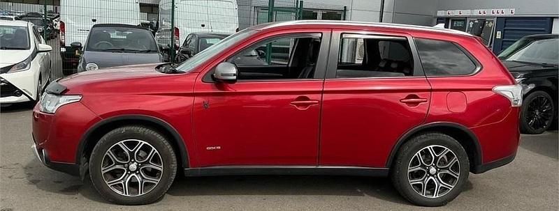 Używany Mitsubishi Outlander 2014 Czerwony SUV