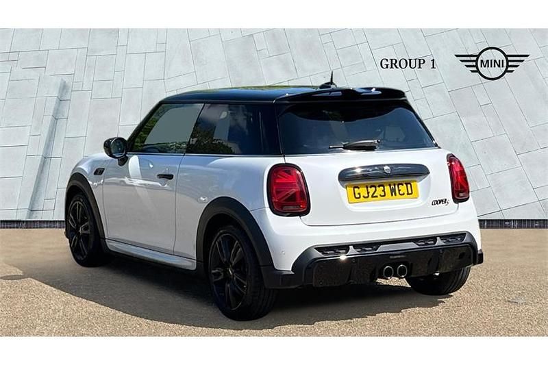 Used Mini Cooper S Sport 192 HP (141 kW) 2023 White Hatchback