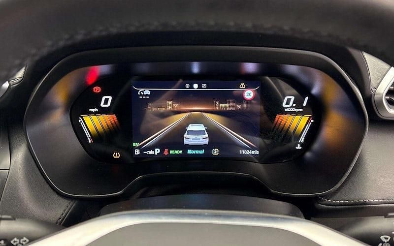 Used MG ZS Trophy 196 HP (144 kW) 2024 Metallic  black pearl Hatchback