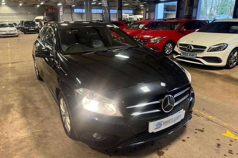 Used Mercedes A180 SE 109 HP (80 kW) 2014 Black Hatchback