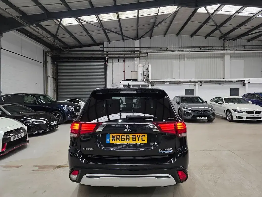 Used Mitsubishi Outlander P-HEV 2018 Black SUV